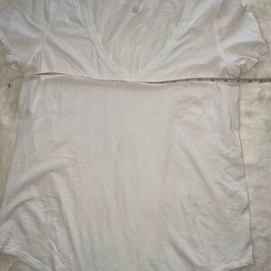 Lululemon Athletica White Short Sleeve Tee